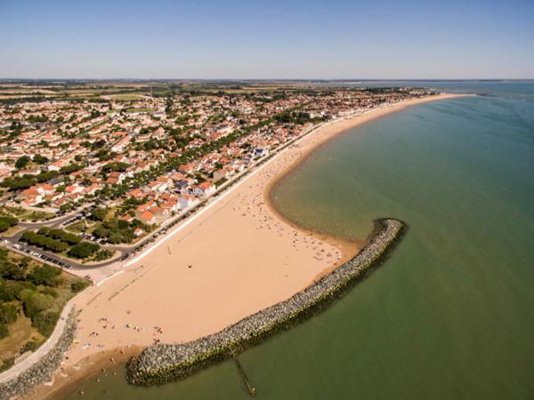 Maison *** Avec Cour 3Km Plage Et La Rochelle Saint-Vivien  Bagian luar foto